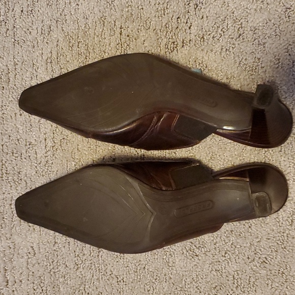 FIRST Embroidered Leather Mules - Picture 10 of 16